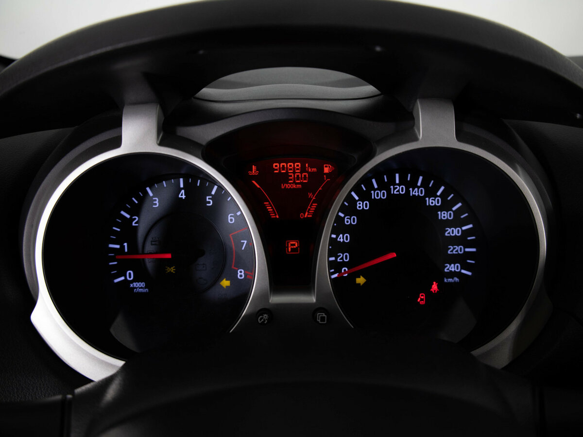 Купить Nissan Juke с пробегом. Фото: #8