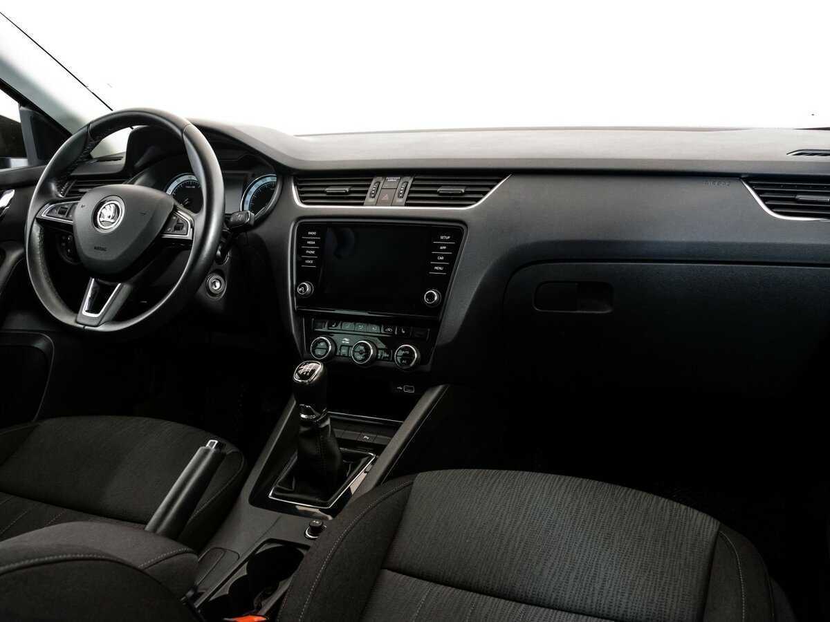 Купить Skoda Octavia с пробегом. Фото: #8