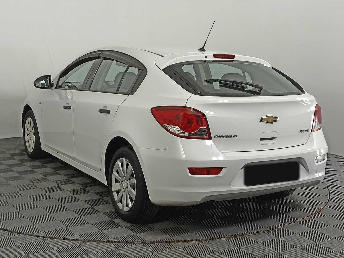 Купить Chevrolet Cruze с пробегом. Фото: #5