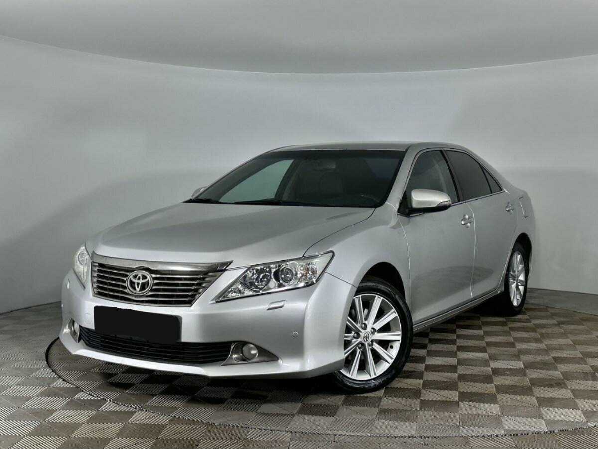 Купить Toyota Camry с пробегом. Посмотреть фото