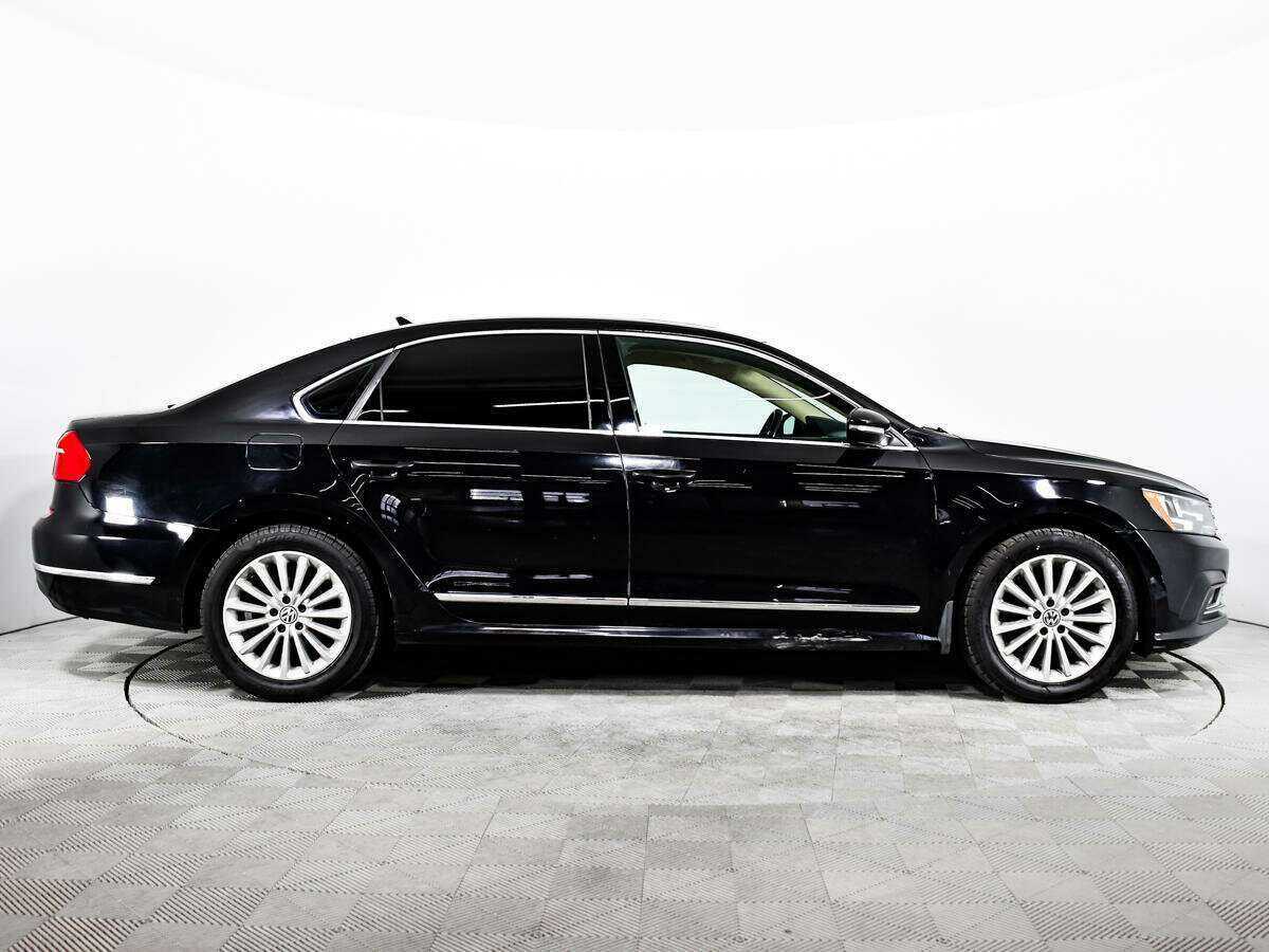 Купить Volkswagen Passat с пробегом. Фото: #3