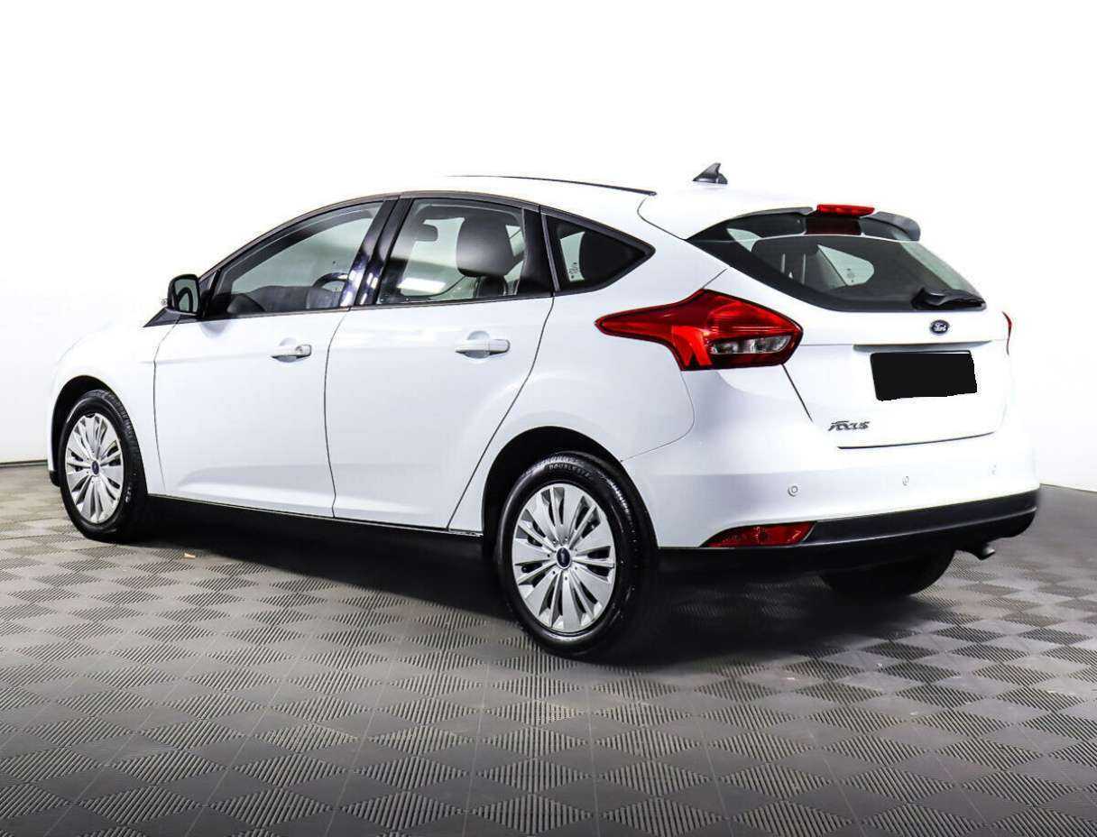 Купить Ford Focus с пробегом. Фото: #4