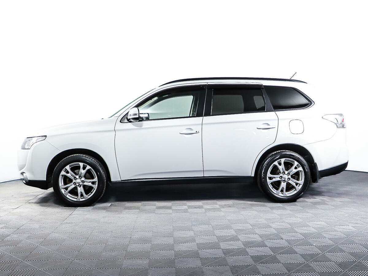 Купить Mitsubishi Outlander с пробегом. Фото: #7