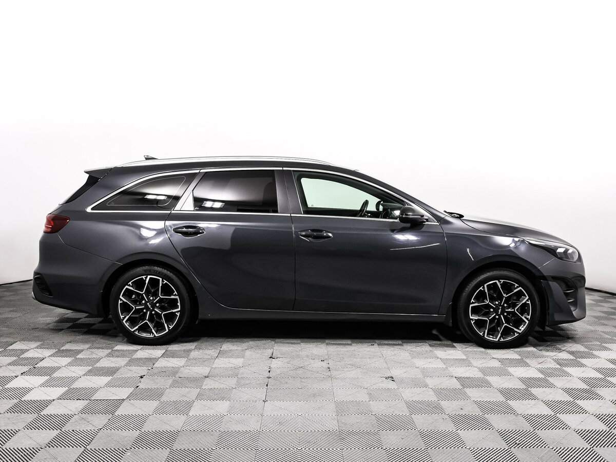 Купить Kia Ceed с пробегом. Фото: #3