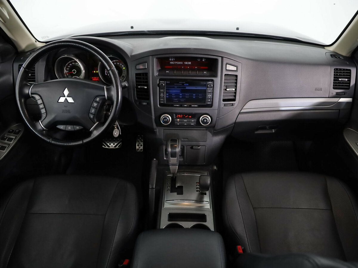Купить Mitsubishi Pajero с пробегом. Фото: #8