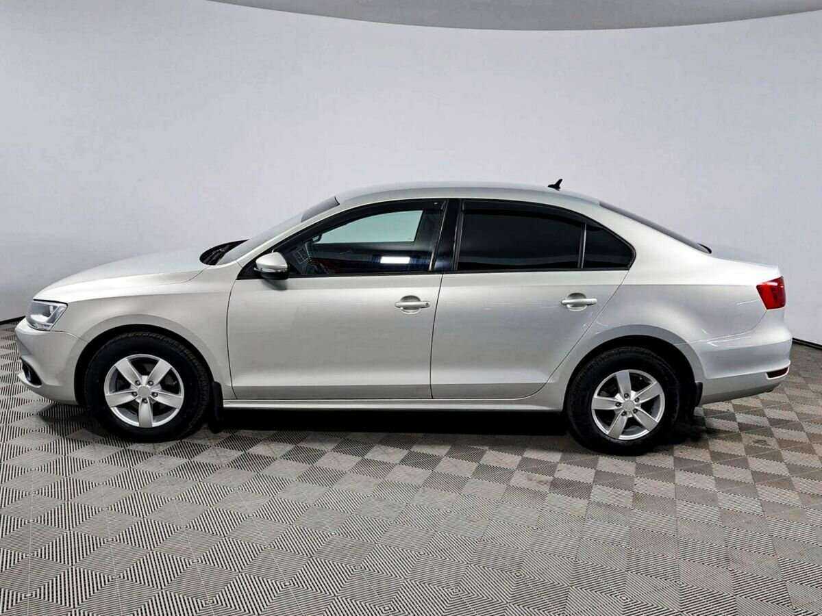 Купить Volkswagen Jetta с пробегом. Фото: #7