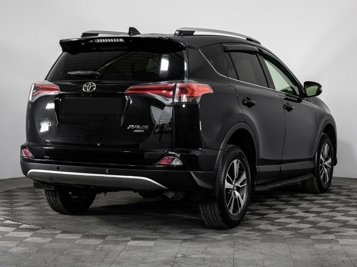 Купить Toyota RAV4 с пробегом. Фото: #3