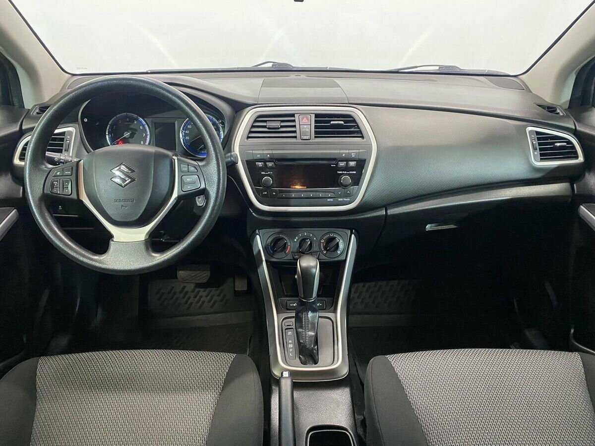 Купить Suzuki SX4 с пробегом. Фото: #8