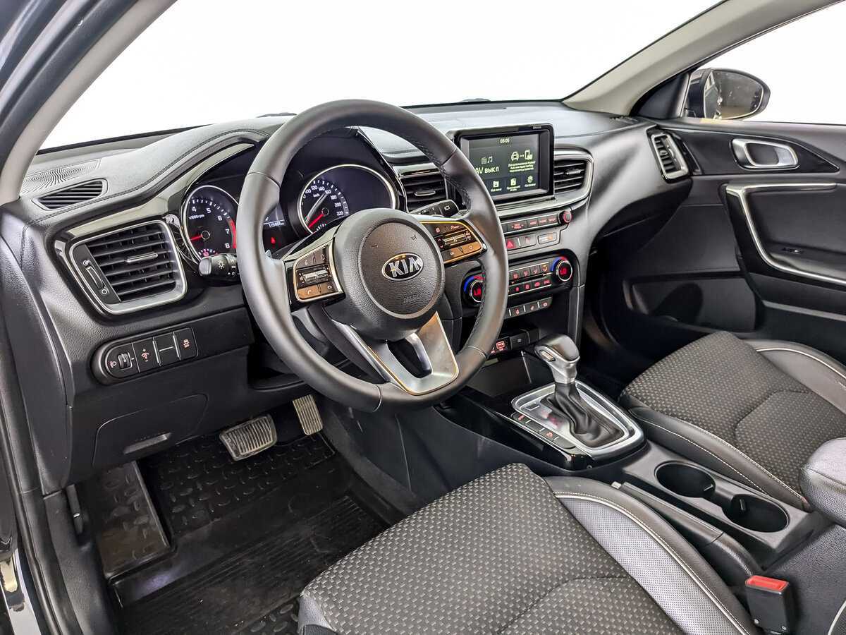 Купить Kia Ceed с пробегом. Фото: #13
