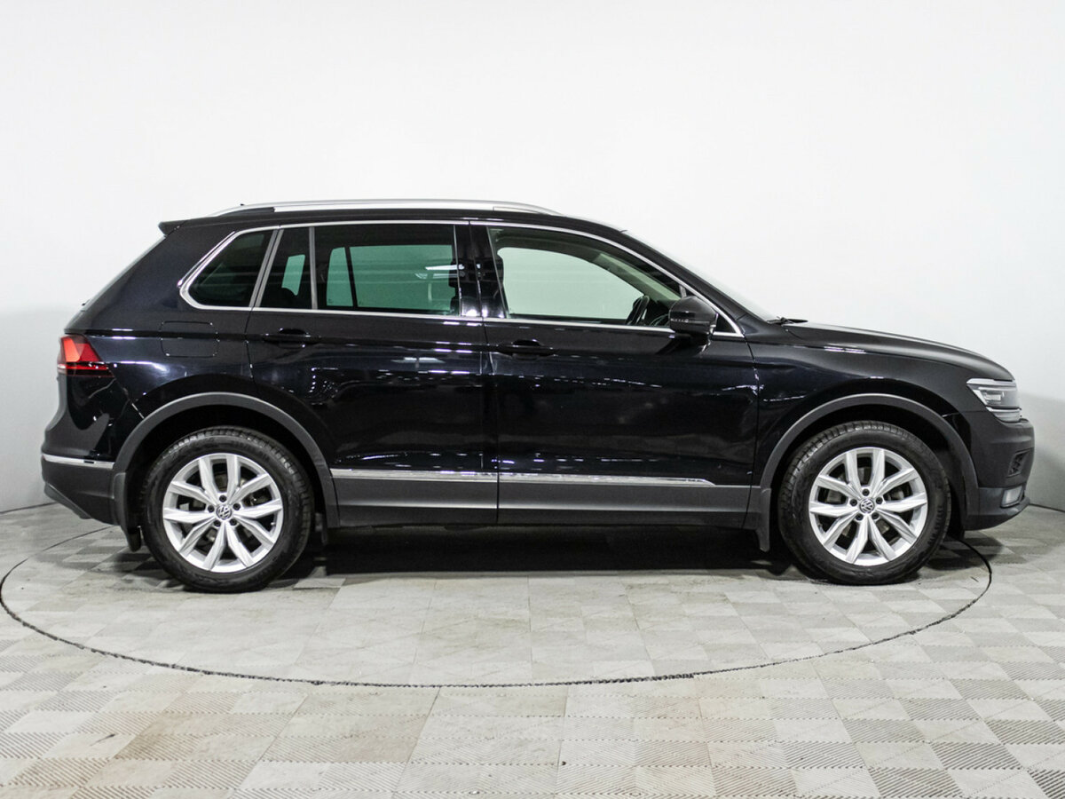 Купить Volkswagen Tiguan с пробегом. Фото: #3