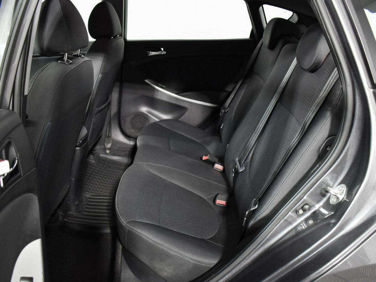 Купить Hyundai Solaris с пробегом. Фото: #10