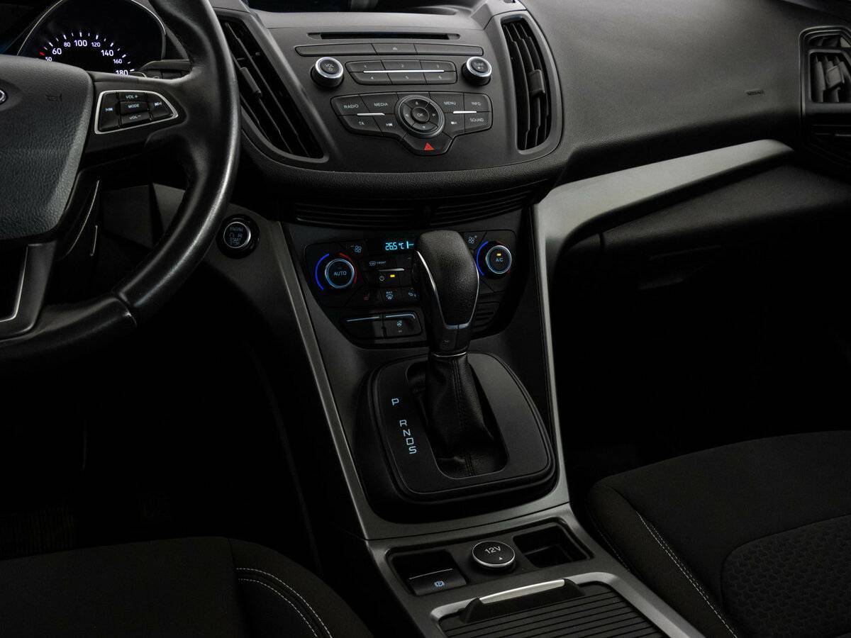 Купить Ford Kuga с пробегом. Фото: #9