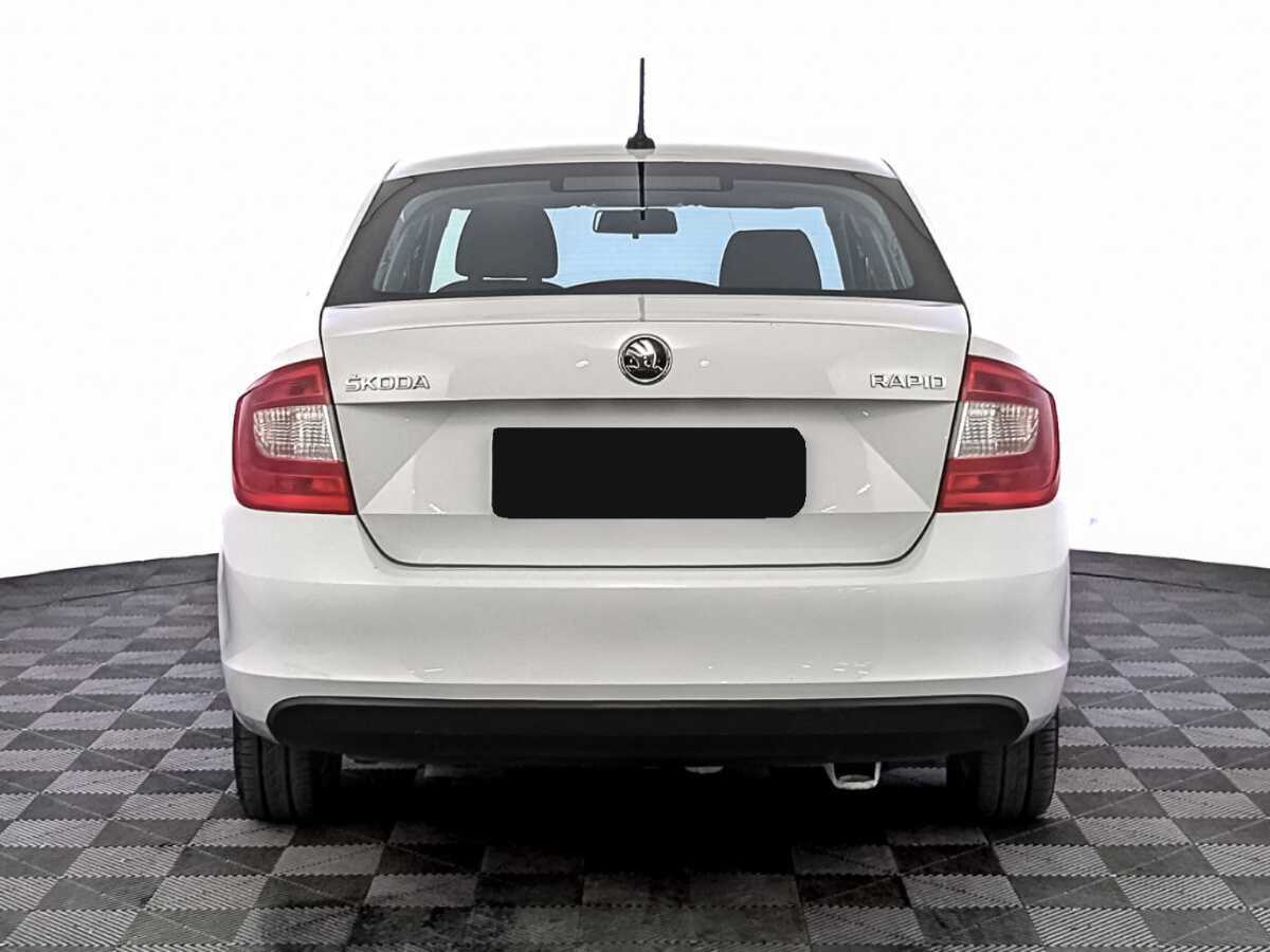 Купить Skoda Rapid с пробегом. Фото: #5