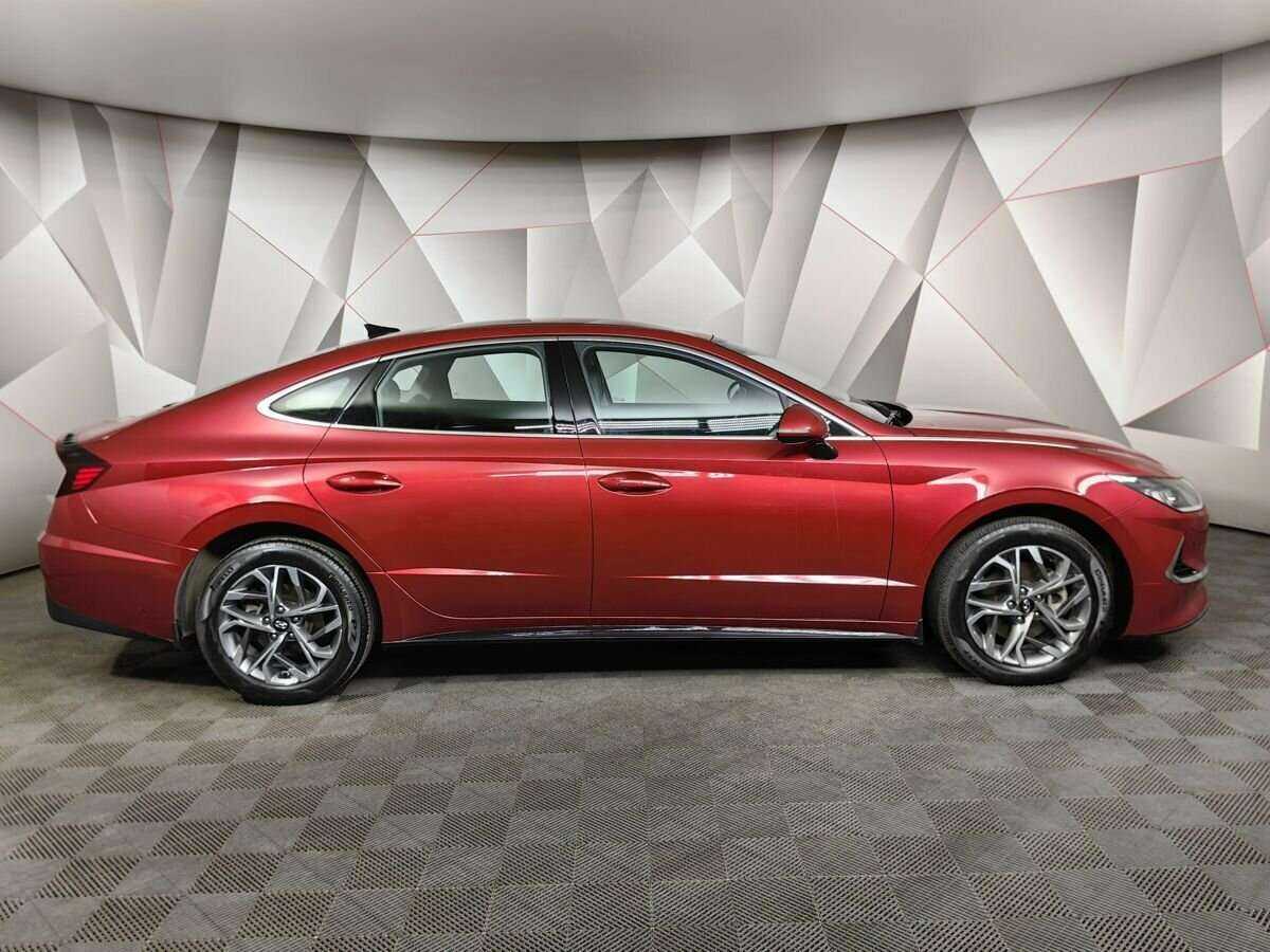 Купить Hyundai Sonata с пробегом. Фото: #3