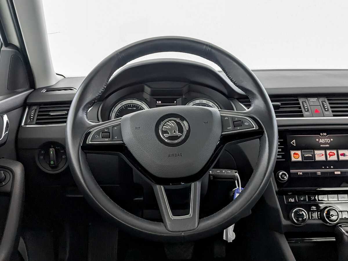 Купить Skoda Octavia с пробегом. Фото: #16