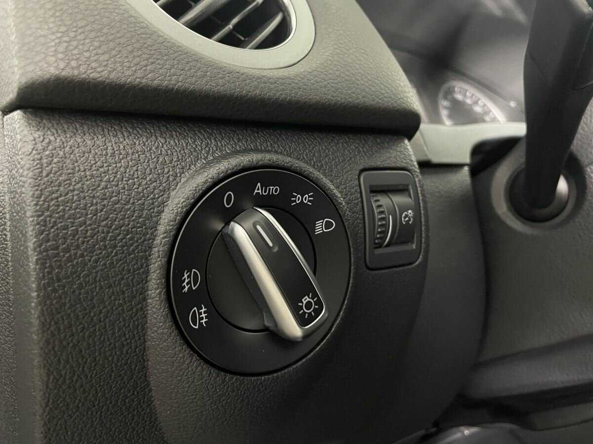 Купить Volkswagen Tiguan с пробегом. Фото: #8
