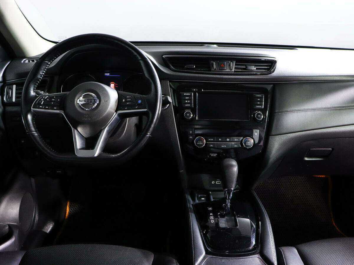 Купить Nissan X-Trail с пробегом. Фото: #9
