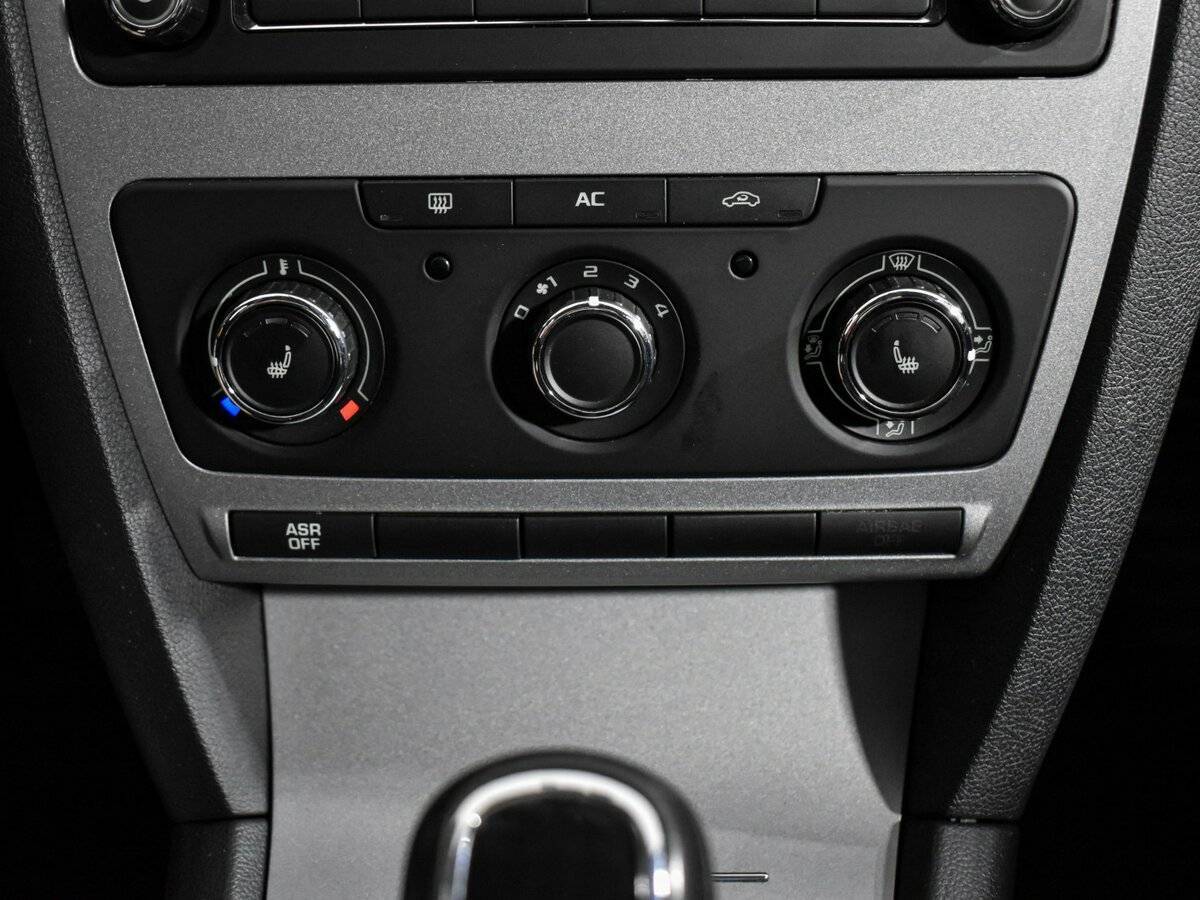 Купить Skoda Octavia с пробегом. Фото: #13