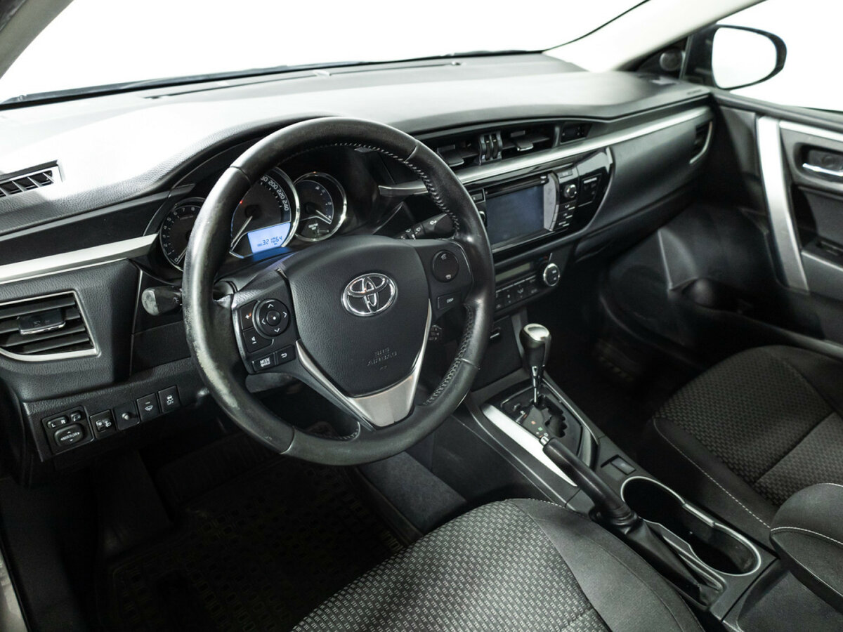 Купить Toyota Corolla с пробегом. Фото: #10