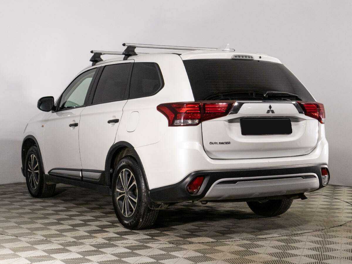 Купить Mitsubishi Outlander с пробегом. Фото: #6