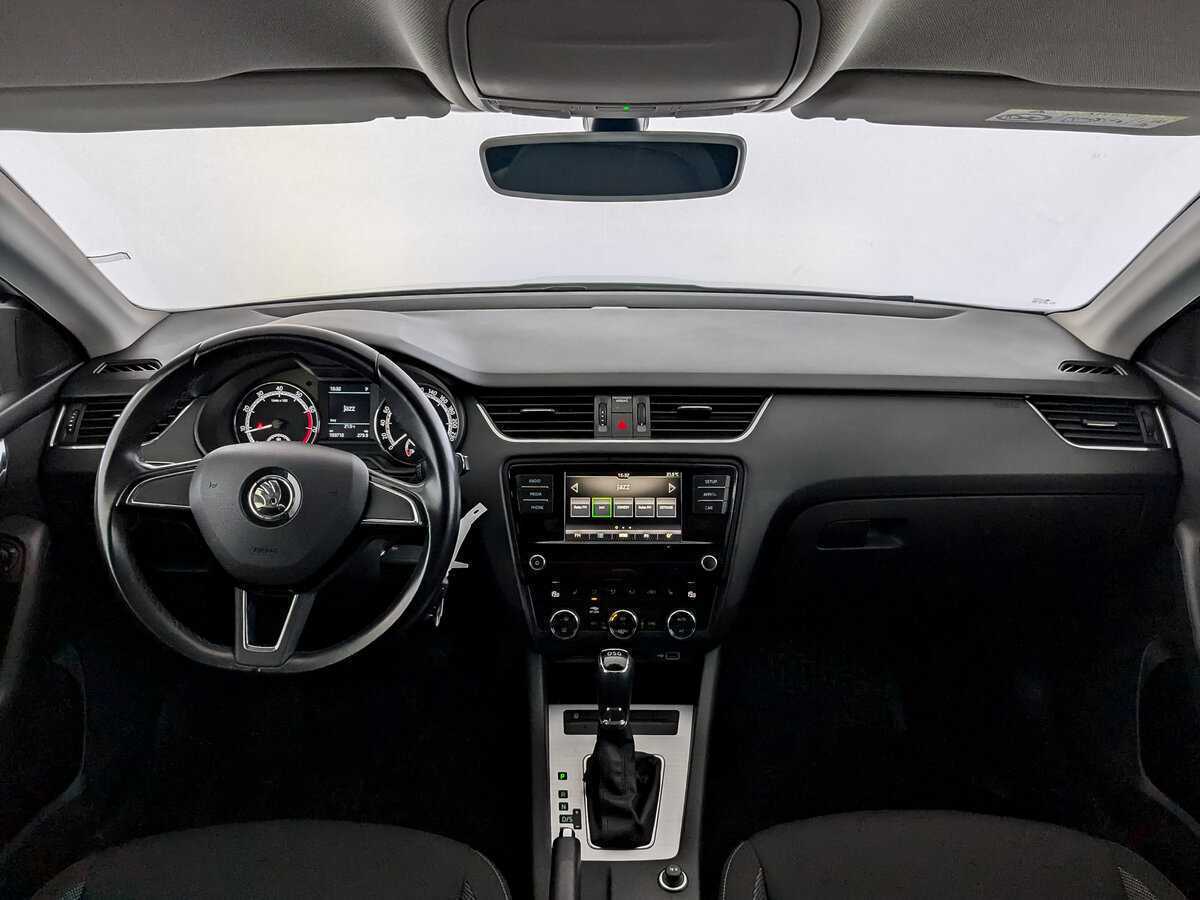Купить Skoda Octavia с пробегом. Фото: #13