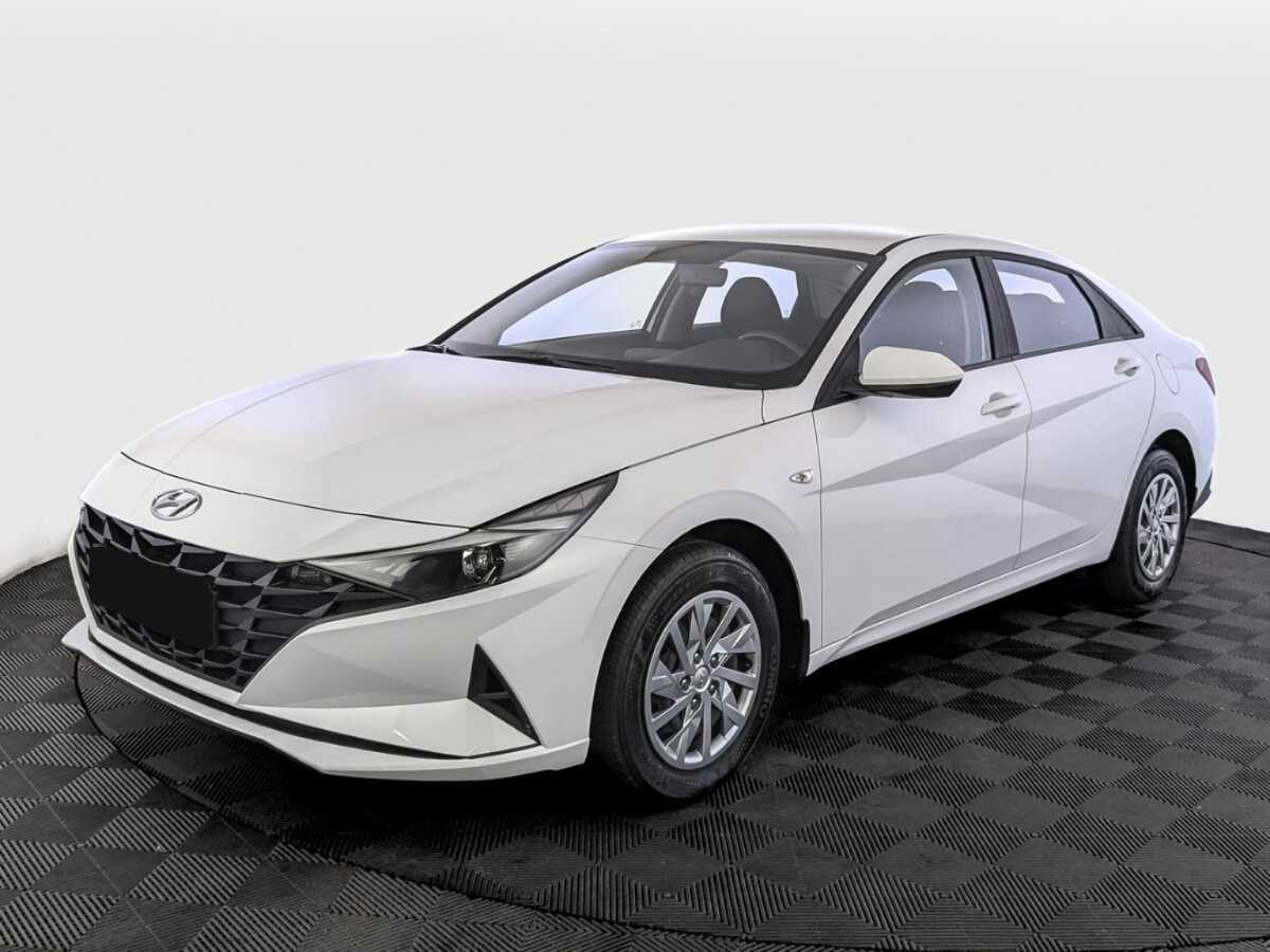 Купить Hyundai Elantra с пробегом. Посмотреть фото