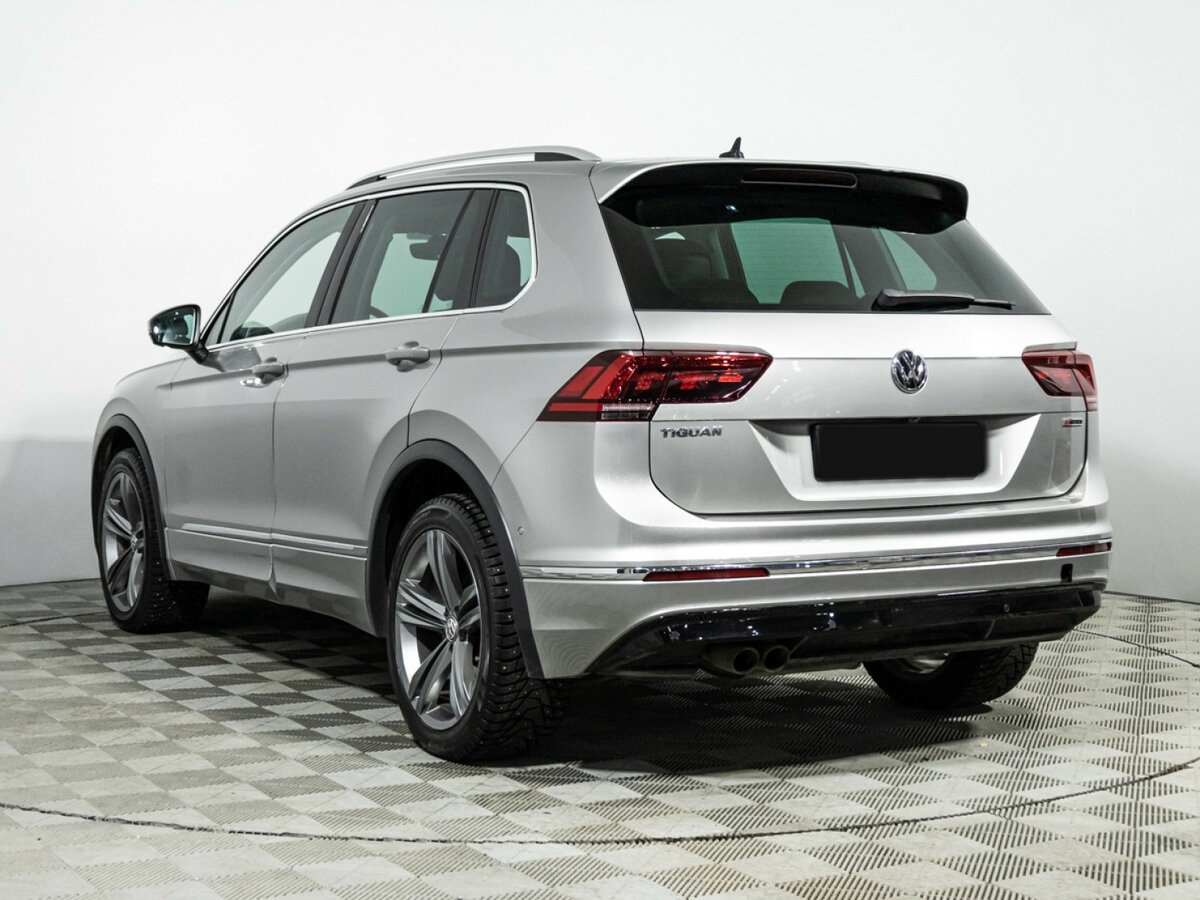 Купить Volkswagen Tiguan с пробегом. Фото: #6