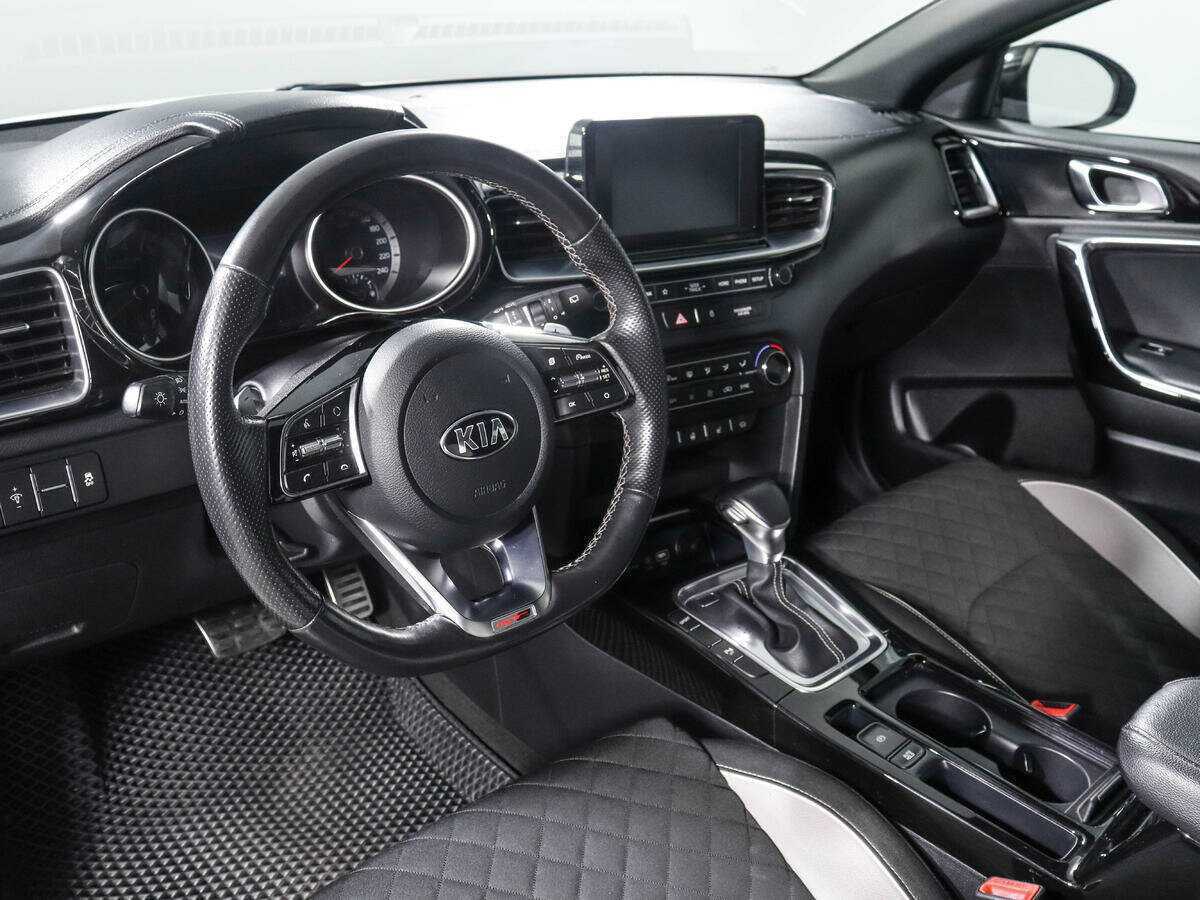 Купить Kia Proceed с пробегом. Фото: #11