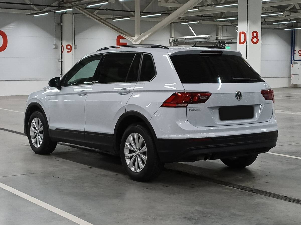 Купить Volkswagen Tiguan с пробегом. Фото: #6