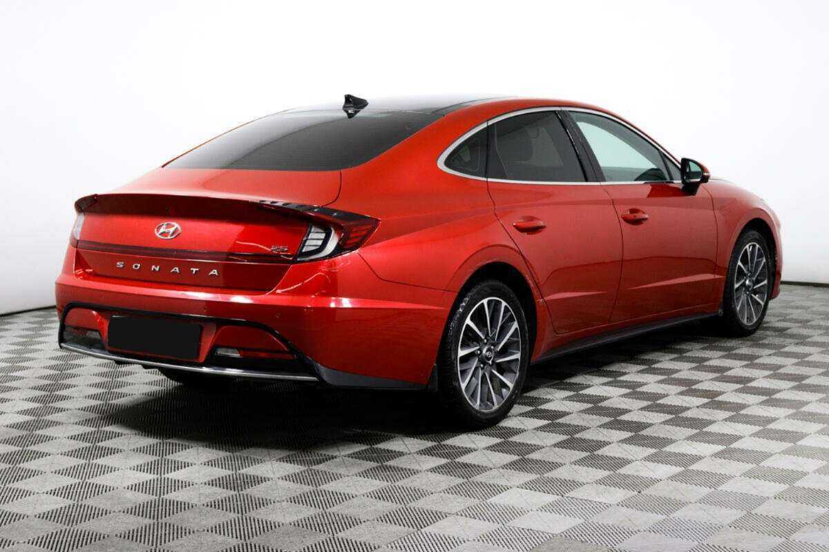 Купить Hyundai Sonata с пробегом. Фото: #4