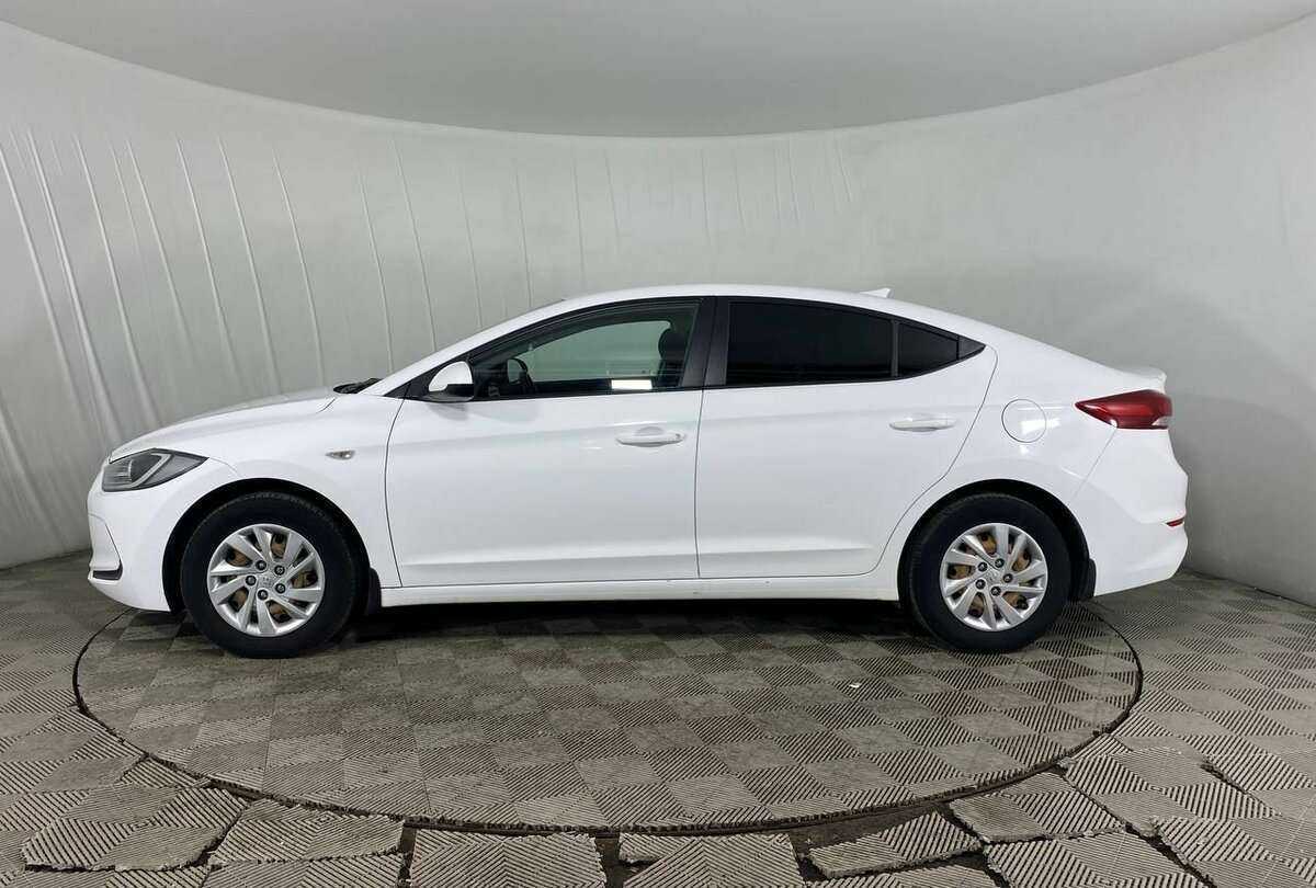 Купить Hyundai Elantra с пробегом. Фото: #7
