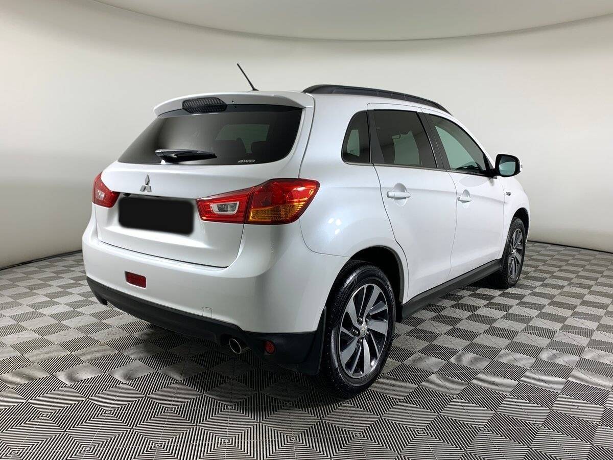 Купить Mitsubishi ASX с пробегом. Фото: #4
