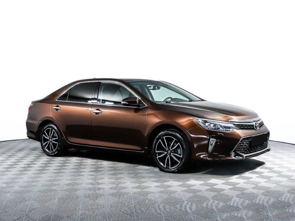Купить Toyota Camry с пробегом. Фото: #2