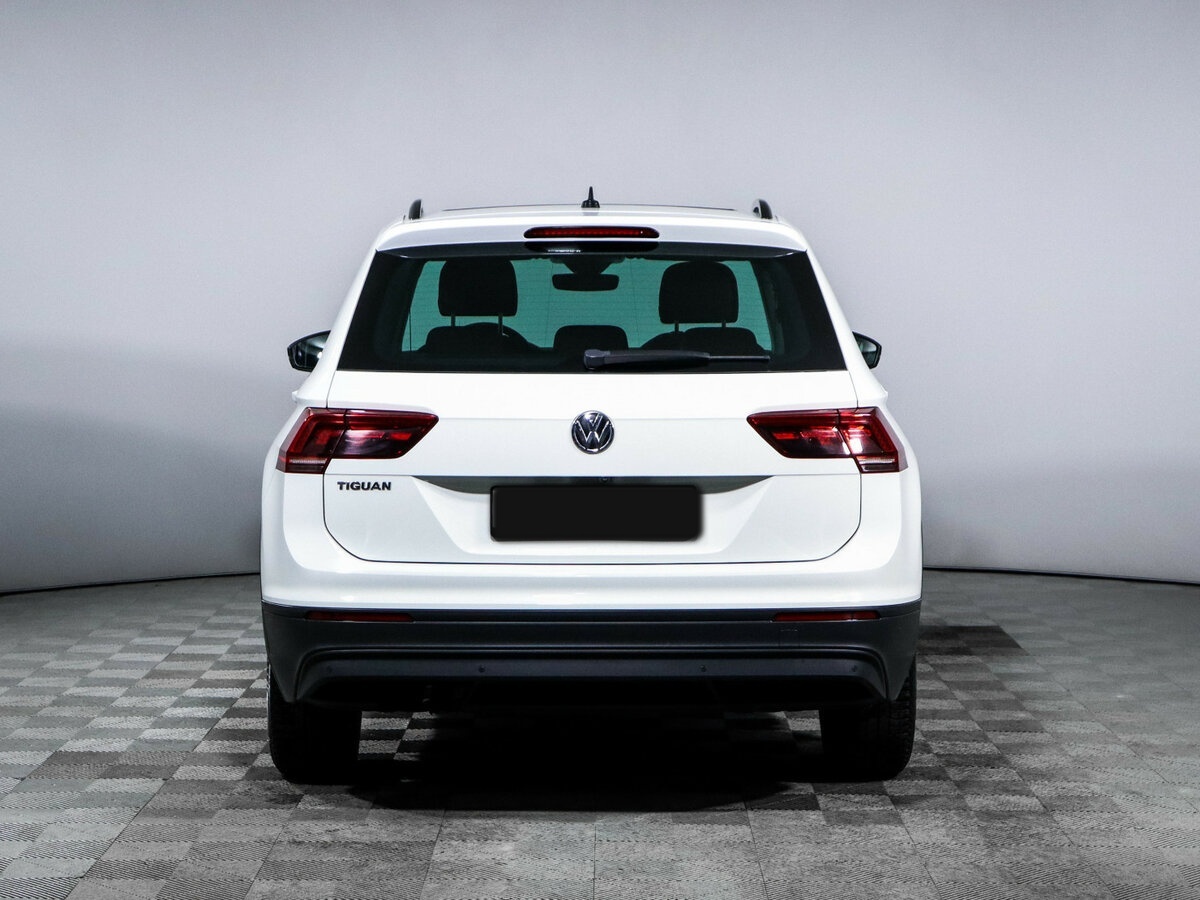 Купить Volkswagen Tiguan с пробегом. Фото: #4