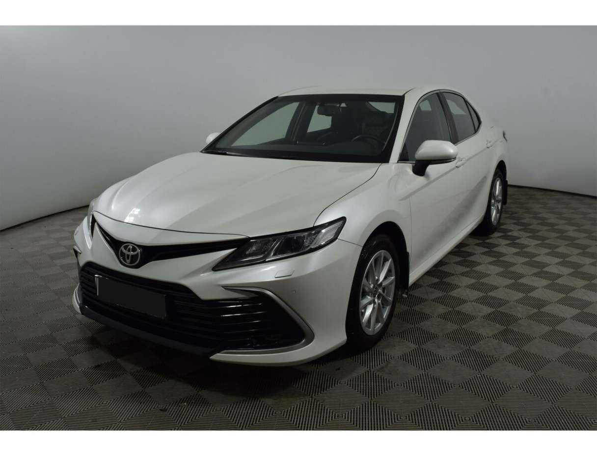 Купить Toyota Camry с пробегом. Посмотреть фото
