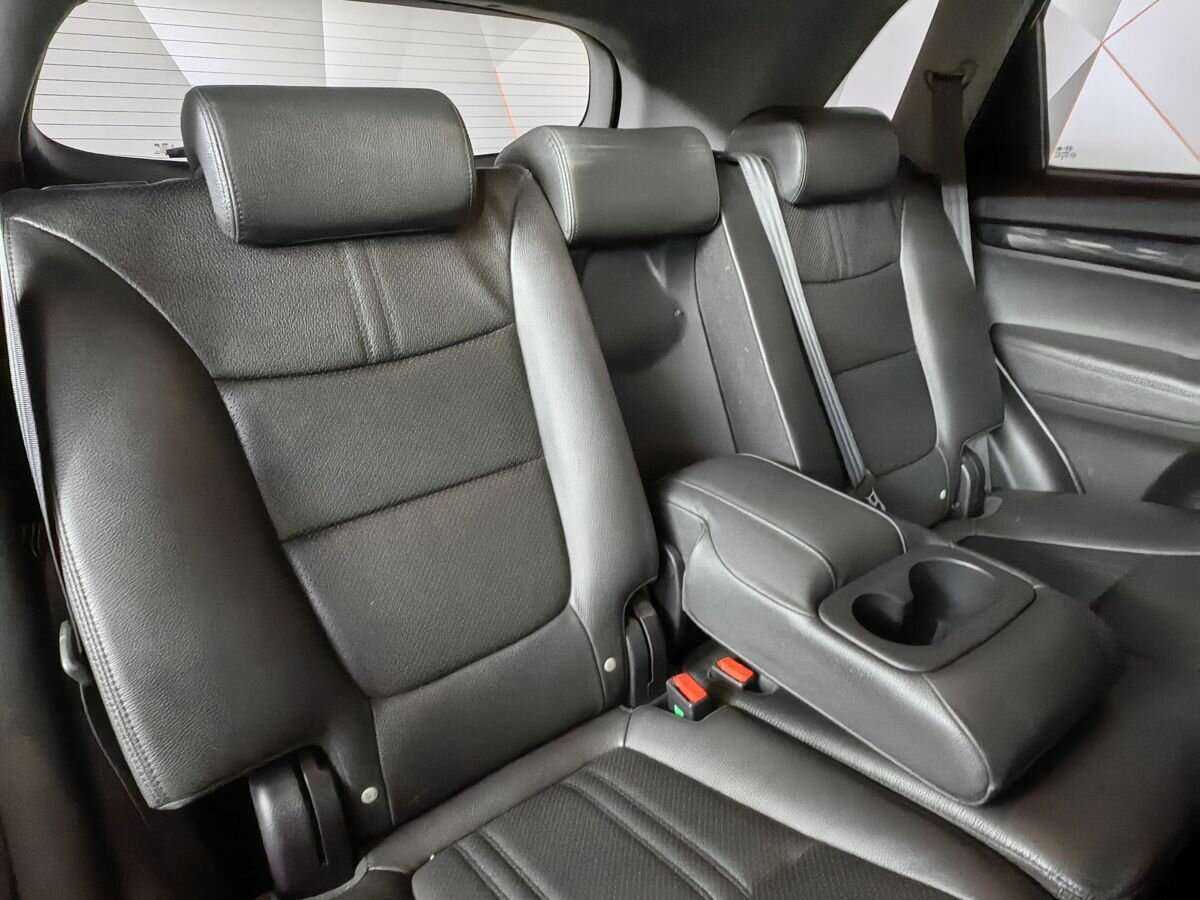 Купить Kia Sorento с пробегом. Фото: #12