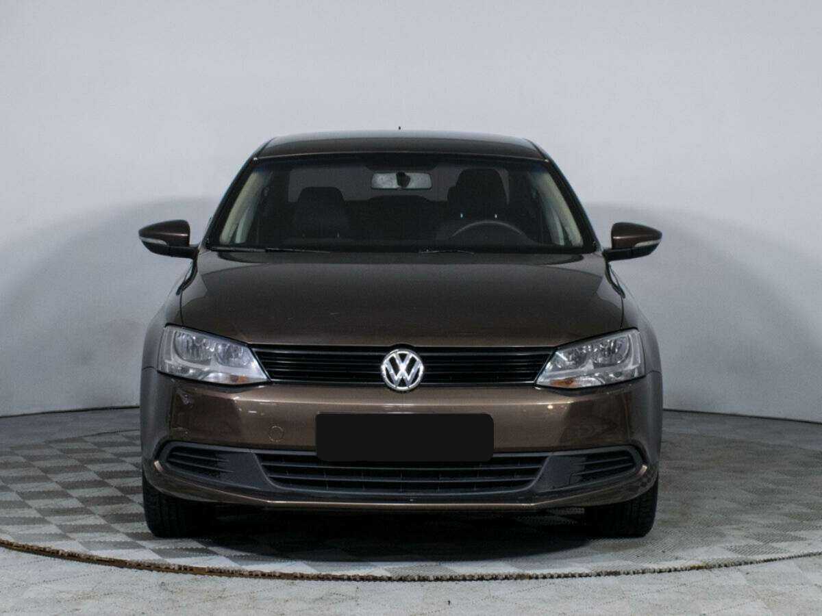 Купить Volkswagen Jetta с пробегом. Фото: #1