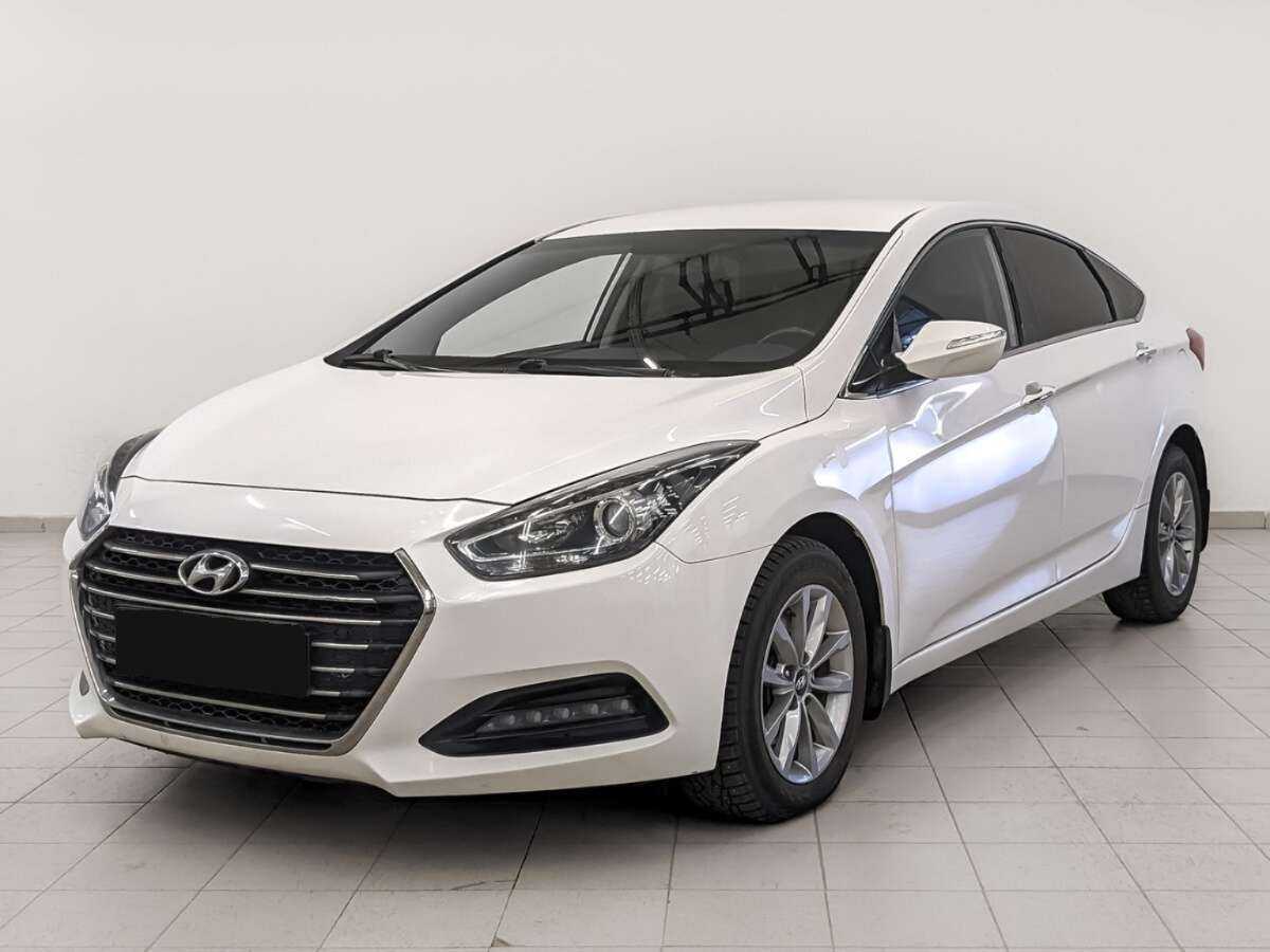 Купить Hyundai i40 с пробегом. Фото: #0