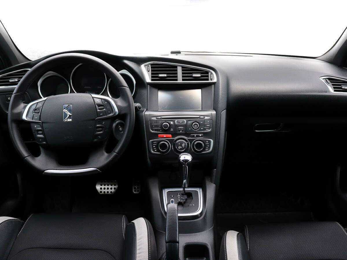 Купить Citroen DS4 с пробегом. Фото: #10