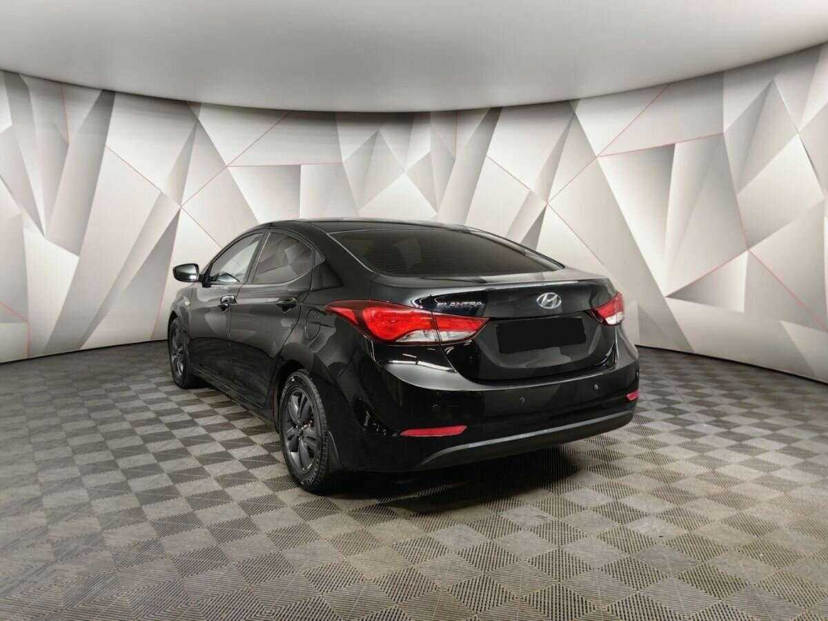 Купить Hyundai Elantra с пробегом. Фото: #3