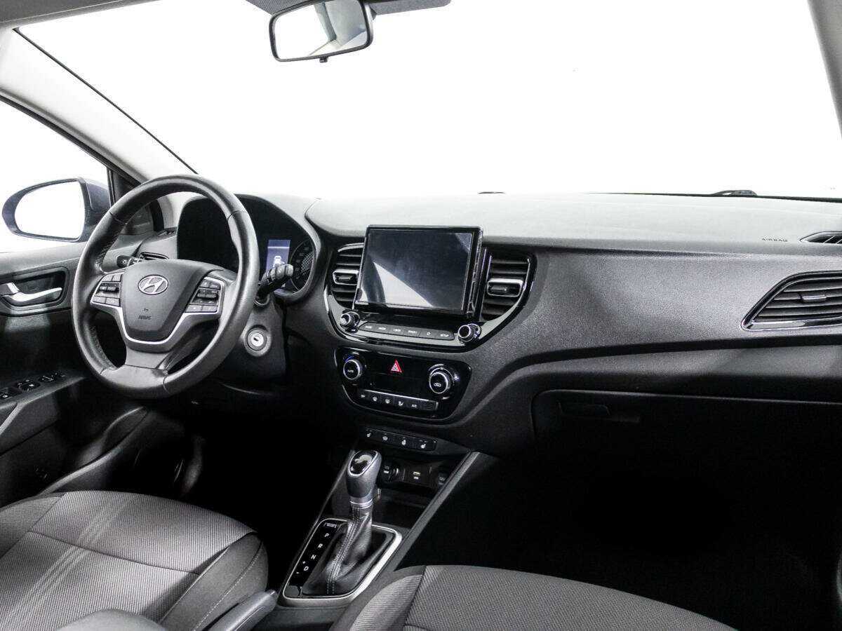 Купить Hyundai Solaris с пробегом. Фото: #8