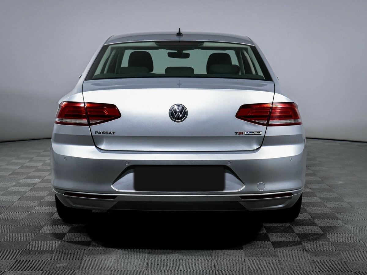 Купить Volkswagen Passat с пробегом. Фото: #5