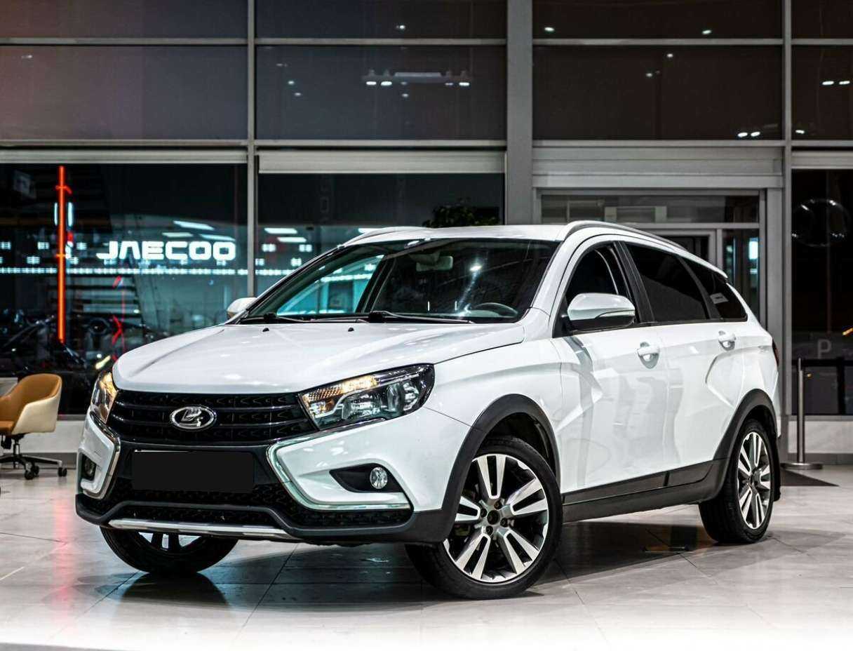 Купить Lada (ВАЗ) Vesta с пробегом. Фото: #0