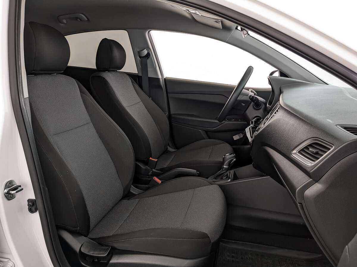 Купить Hyundai Solaris с пробегом. Фото: #19