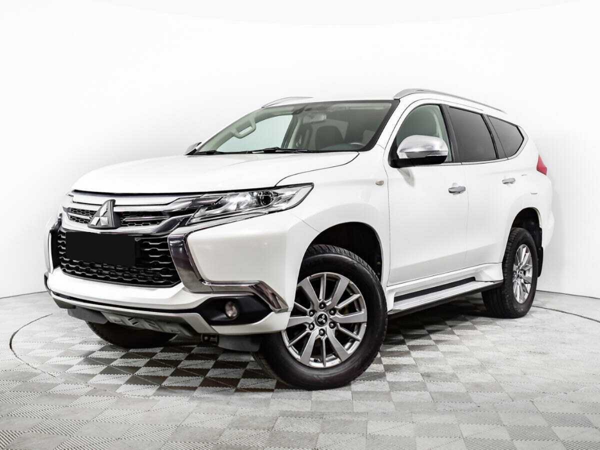 Купить Mitsubishi Pajero Sport с пробегом. Фото: #0