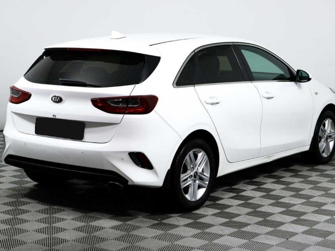 Купить Kia Ceed с пробегом. Фото: #4