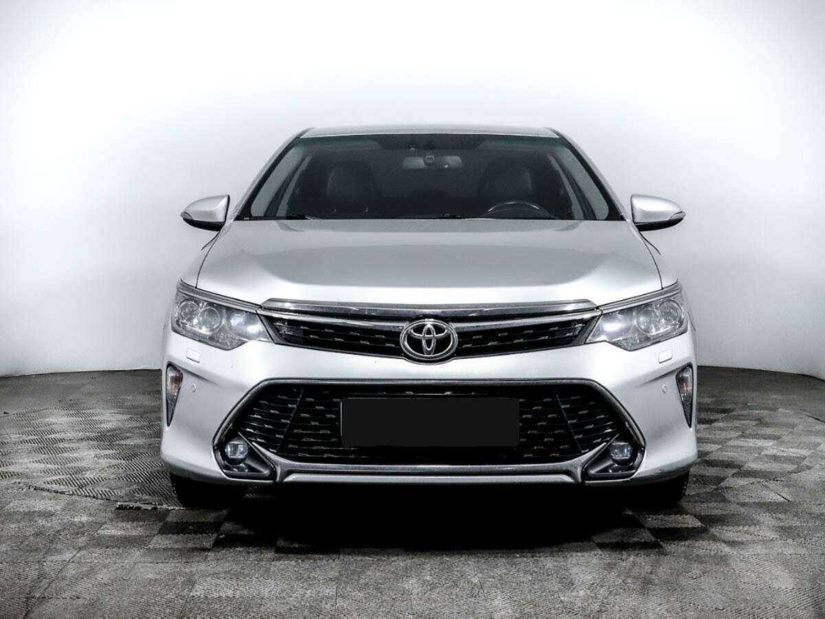 Купить Toyota Camry с пробегом. Фото: #1