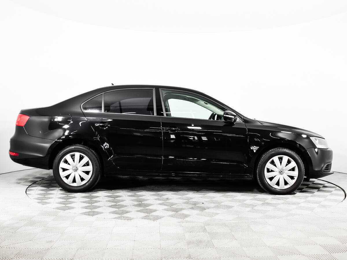 Купить Volkswagen Jetta с пробегом. Фото: #3