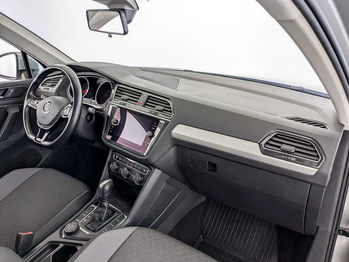 Купить Volkswagen Tiguan с пробегом. Фото: #10