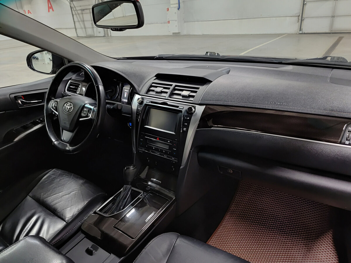 Купить Toyota Camry с пробегом. Фото: #10